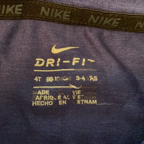 Complete Nike Dri-Fit Collection 1 Hoodie, 1 Long Sleeve, 1 Tee size 4T - Picture 8 of 15